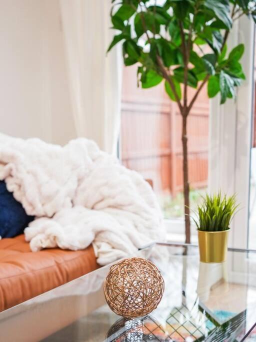 Newly Renovated Modern 4 Bed 3 Bath Apartment London Exterior photo